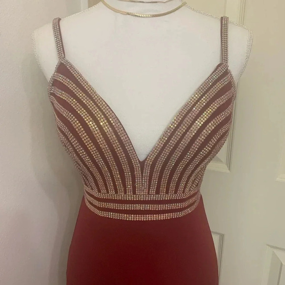 Prom Homecoming Bridesmaid Wedding Formal Long Gown Red Maroon - Picture 10 of 16